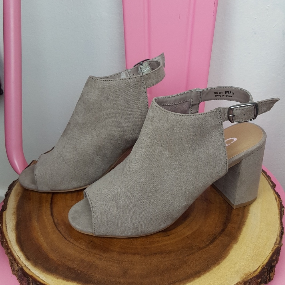 CL By Laundry Suede Wedges